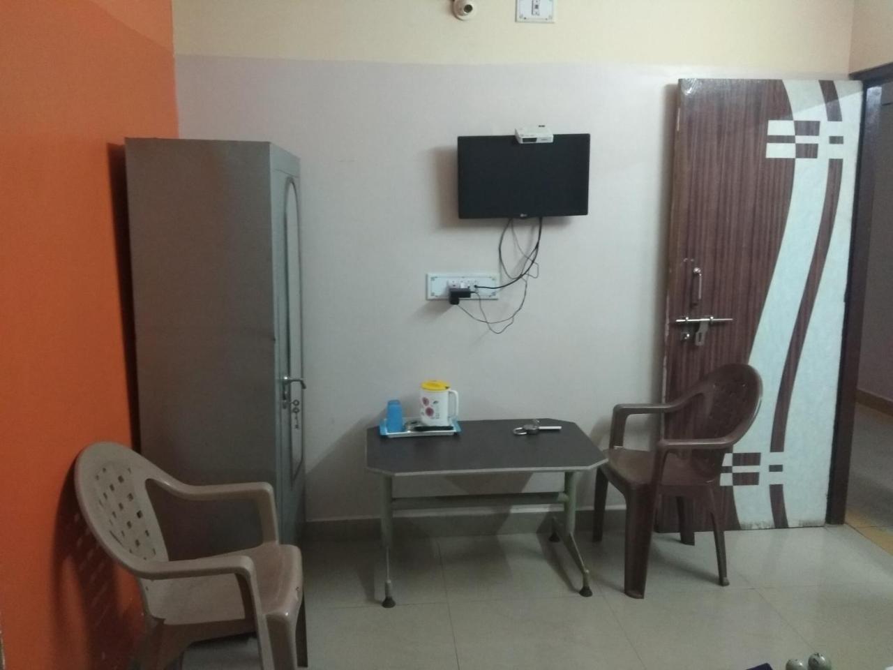 Apoorva Residency Hotel Bangalore Exterior foto